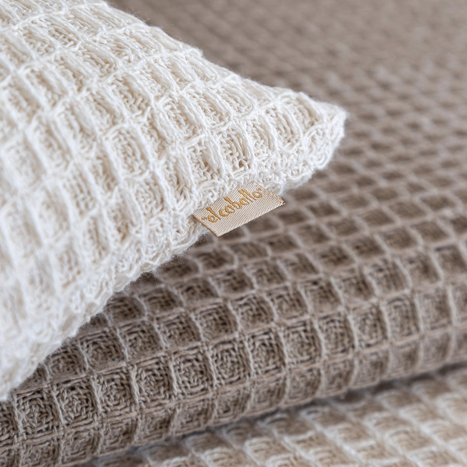 Colcha Carmona - Beige - 180x270 cm