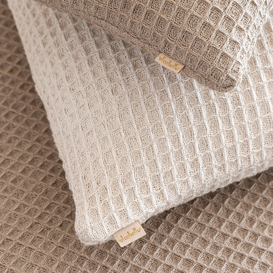Colcha Carmona - Beige - 180x270 cm
