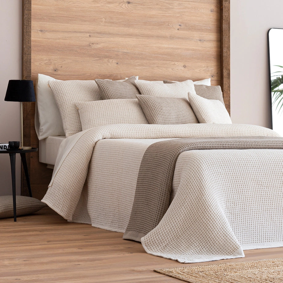 Colcha Carmona - Beige - 180x270 cm
