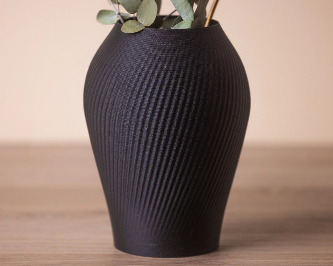 Jarrón de hermético, a base de madera - Antiq - Color Negro